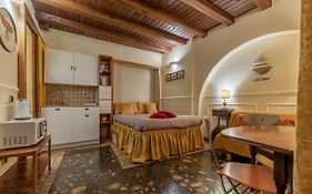 Piazza Navona Cozy And Central Studio
